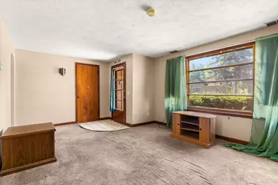 210 E 1st Street, Streator, IL 61364 - Photo 6
