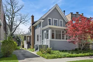 411 N Marion St, Oak Park, IL 60302 - Photo 1