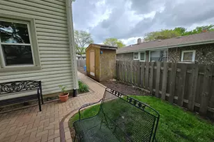 900 Dearborn Cir, Carol Stream, IL 60188 - Photo 26