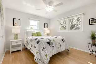 900 Dearborn Cir, Carol Stream, IL 60188 - Photo 12