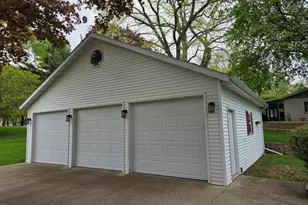 341 W 2nd St, Prophetstown, IL 61277 - Photo 18