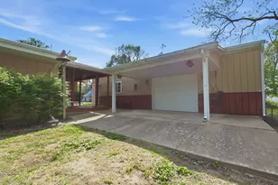 208 Water St, Kansas, IL 61933 - Photo 44