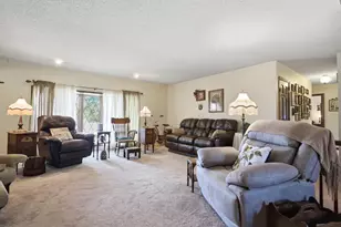 208 Water St, Kansas, IL 61933 - Photo 10