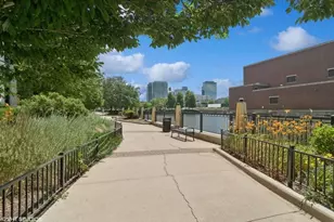 720 N Larrabee St, Chicago, IL 60610 - Photo 18