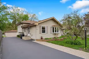 4020 N Adams St, Westmont, IL 60559 - Photo 2