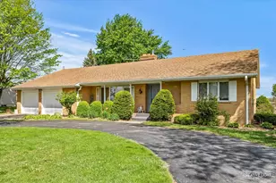 225 W Joliet St, Newark, IL 60541 - Photo 2