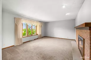 225 W Joliet St, Newark, IL 60541 - Photo 6