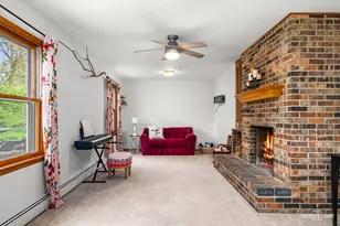 41W880 White Oak Ln, Saint Charles, IL 60175 - Photo 22