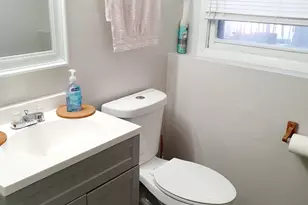 3535 Treaty Ln, Hoffman Estates, IL 60192 - Photo 16