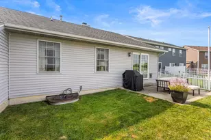 3412 Boulder Ridge Dr, Champaign, IL 61822 - Photo 30