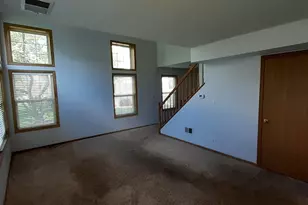 156 Castlewood Ct, Roselle, IL 60172 - Photo 10