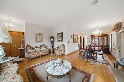 4818 N Sayre Avenue, Chicago, IL 60656 - Photo 4