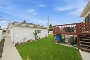 4818 N Sayre Ave, Chicago, IL 60656 - Photo 22