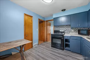 1522 Hull Ave, Westchester, IL 60154 - Photo 10