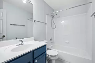 9012 Buckingham Park Dr, Des Plaines, IL 60016 - Photo 18