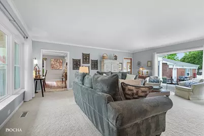 1421 Garfield Avenue, Aurora, IL 60506 - Photo 6