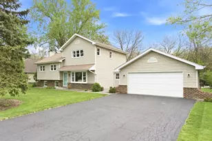 0N717 Knollwood Dr, Wheaton, IL 60187 - Photo 2