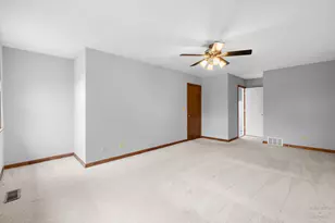 544 S Prairie St, Cary, IL 60013 - Photo 26