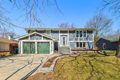 251 Hawthorne Drive, Bloomingdale, IL 60108 - Photo 1