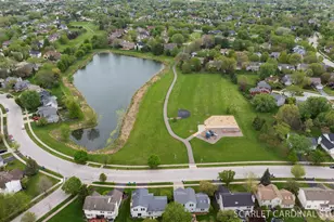 103 Forestview Ln, Aurora, IL 60502 - Photo 36