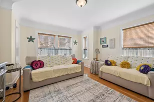 7918 Karlov Ave, Skokie, IL 60076 - Photo 8