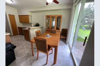 832 Coronado Court #832, Elgin, IL 60123 - Photo 8