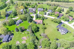0S885 Spring Green Way, Batavia, IL 60510 - Photo 38