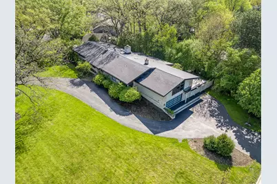 708 Woodland Avenue, Hinsdale, IL 60521 - Photo 2