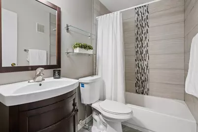 9352 Bay Colony Drive #1E, Des Plaines, IL 60016 - Photo 12