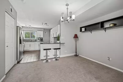 9352 Bay Colony Drive #1E, Des Plaines, IL 60016 - Photo 6