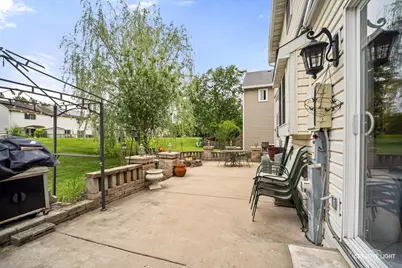 1837 Grosse Pointe Circle, Hanover Park, IL 60133 - Photo 20
