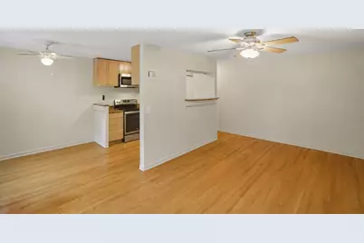 420 W Aldine Avenue #222, Chicago, IL 60657 - Photo 10