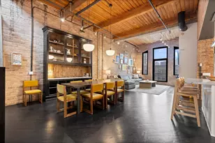 550 N Kingsbury St, Chicago, IL 60654 - Photo 2