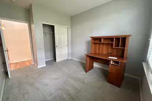 3165 Falling Waters Ln, Lindenhurst, IL 60046 - Photo 10