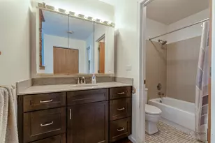 47 Bosworth Dr, Glendale Heights, IL 60139 - Photo 16