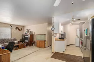 337 Mallard Ct, Vernon Hills, IL 60061 - Photo 4