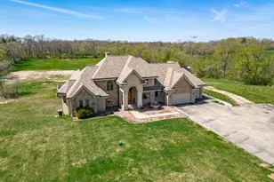 15215 White School Rd, Roscoe, IL 61073 - Photo 4