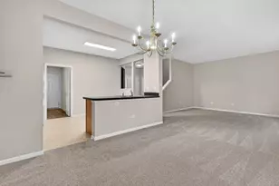 642 Legend Ln, McHenry, IL 60050 - Photo 14
