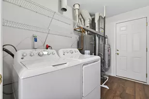642 Legend Ln, McHenry, IL 60050 - Photo 16