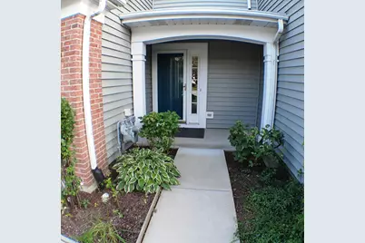 1567 E Citadel Court, Palatine, IL 60074 - Photo 2
