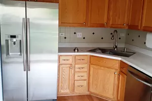1567 E Citadel Ct, Palatine, IL 60074 - Photo 8
