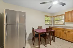 12337 S Loveland St, Alsip, IL 60803 - Photo 6