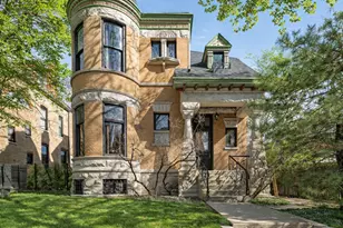 2138 W Caton St, Chicago, IL 60647 - Photo 1