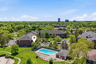 520 Biesterfield Rd, Elk Grove Village, IL 60007 - Photo 2