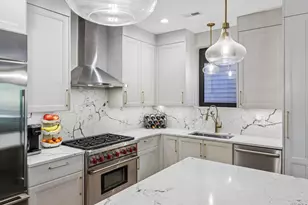 2816 N Southport Ave, Chicago, IL 60657 - Photo 24
