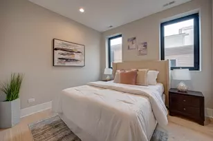 2816 N Southport Ave, Chicago, IL 60657 - Photo 10