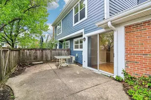 29 Sumac Ln, Schaumburg, IL 60193 - Photo 16
