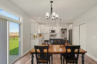 1706 Littlefield Ln, Mahomet, IL 61853 - Photo 12