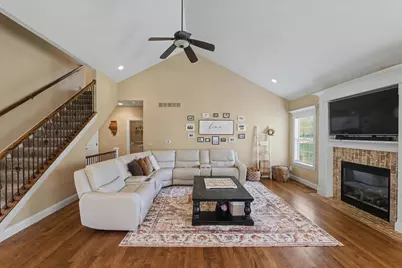 1505 Cottonwood Court, Mahomet, IL 61853 - Photo 8