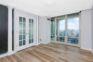345 N La Salle Dr, Chicago, IL 60654 - Photo 10